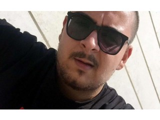 
                        تونسي ابحث عن عمل                                            