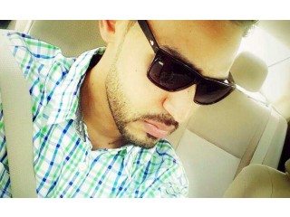 
                        فني كهرباء متخصص في مبيعات المولدات                                            