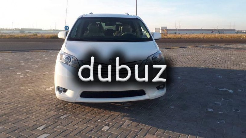 2014-toyota-sienna-big-4