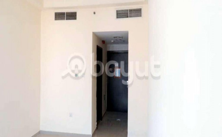for-rent-in-ajman-al-jurf-apartment-big-3