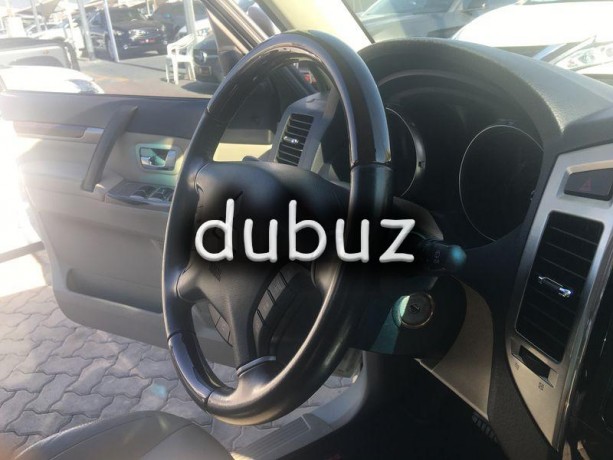 mitsubishi-pajero-gcc-38l-accident-free-original-paint-big-2