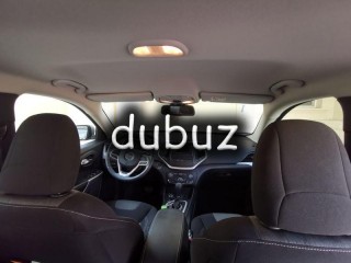 
                            
                            Jeep Cherokee Sport 3.2L
                            
                        