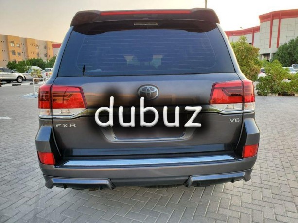 toyota-land-cruiser-2012-facelift-2020-in-super-condition-big-1