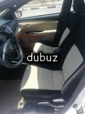 toyota-yaris-13l-se-big-4
