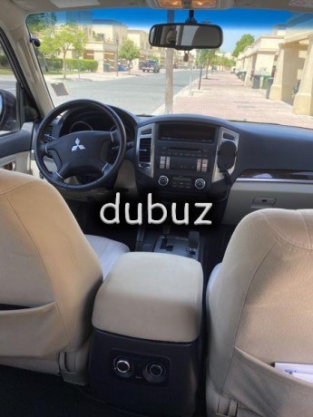 mitsubishi-pajero-35l-gls-gold-big-11