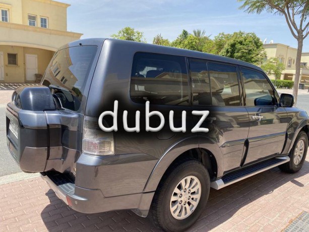 mitsubishi-pajero-35l-gls-gold-big-7