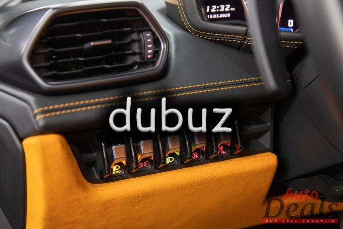 lamborghini-huracan-2015-gcc-lp-610-4-big-2