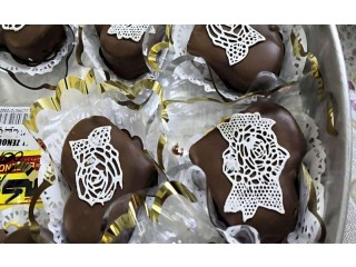 
                        حلويات جزائرية فاخرة                                            