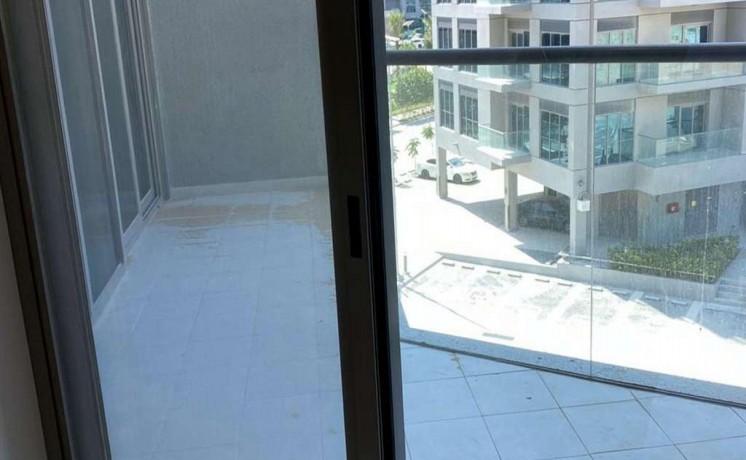 for-rent-in-dubai-dubai-investment-park-apartment-big-3