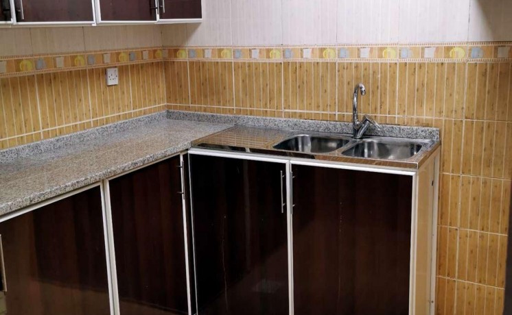 villa-in-dubai-al-warqaa-for-rent-big-0
