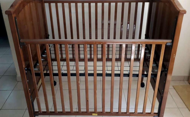 baby-crib-junior-brand-big-3