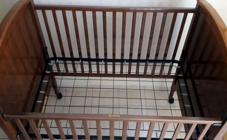 baby-crib-junior-brand-big-1