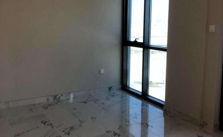 unfurnished-apartment-in-dubai-for-rent-big-6
