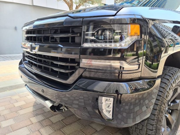 silverado-high-country-4wd-black-edition-fully-loaded-under-warranty-big-13
