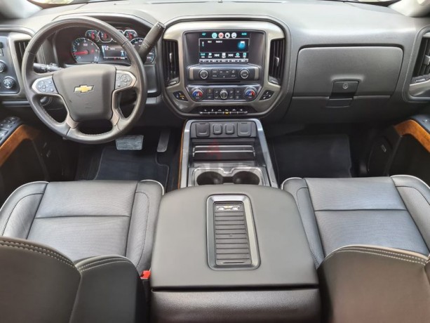 silverado-high-country-4wd-black-edition-fully-loaded-under-warranty-big-10