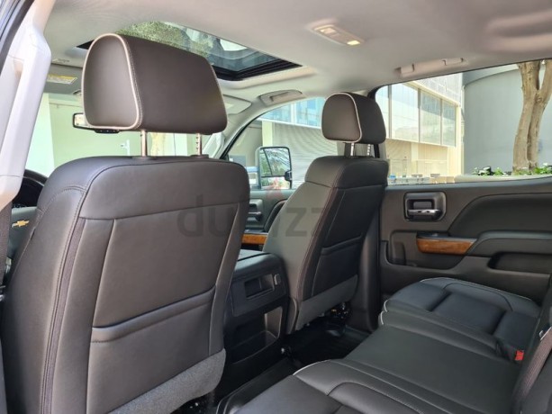 silverado-high-country-4wd-black-edition-fully-loaded-under-warranty-big-7
