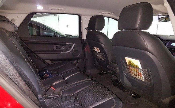 land-rover-discovery-sport-se-2016-gcc-spec-full-service-history-under-premier-motors-warranty-big-3