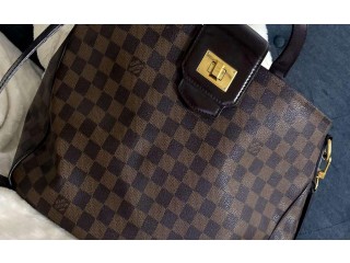 
                        buy a Used Hand Bags at a very good price                                            