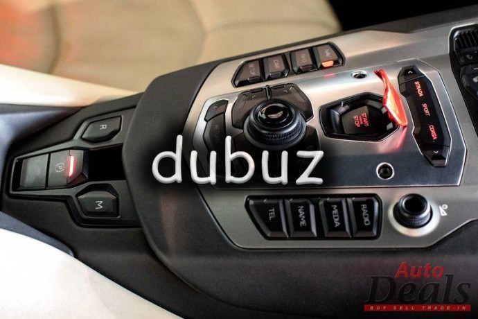 lamborghini-aventador-lp-700-4-2013-gcc-dmc-spoiler-big-3
