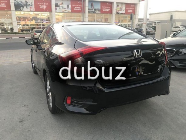 civic-2018-perfect-condition-big-3