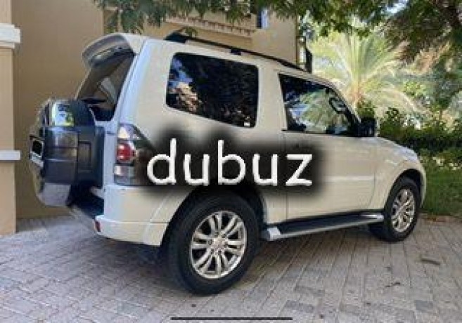white-pajero-3-doors-perfect-condition-big-0