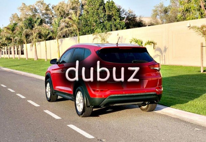 only-785m-hyundai-tucson-2017-gcc-mid-option-100-bank-finance-compact-suv-show-phone-number-big-8