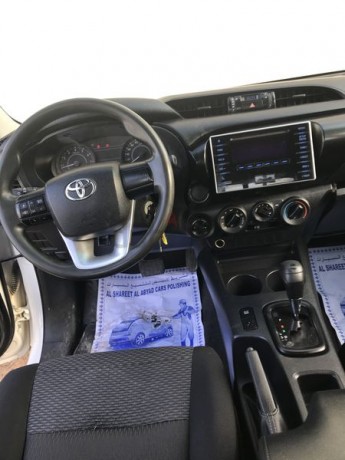 toyota-hilux-automatic-puckup-4x4-2016-model-4x4-for-sale-big-2