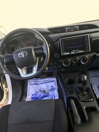 toyota-hilux-automatic-puckup-4x4-2016-model-4x4-for-sale-big-1