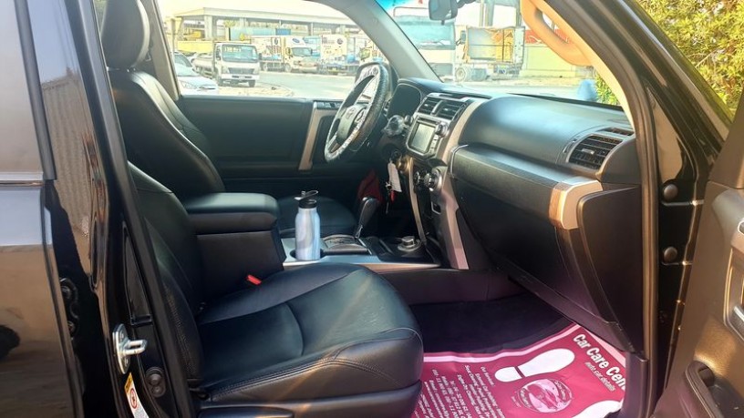 2016-toyota-4runner-black-color-7-seater-with-black-interior-big-8