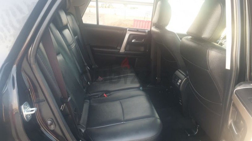 2016-toyota-4runner-black-color-7-seater-with-black-interior-big-7