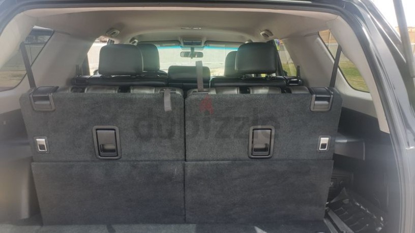 2016-toyota-4runner-black-color-7-seater-with-black-interior-big-3