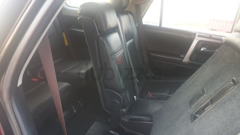 2016-toyota-4runner-black-color-7-seater-with-black-interior-big-2