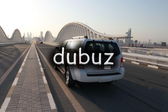 gcc-2012-nissan-pathfinder-low-mileage-big-0