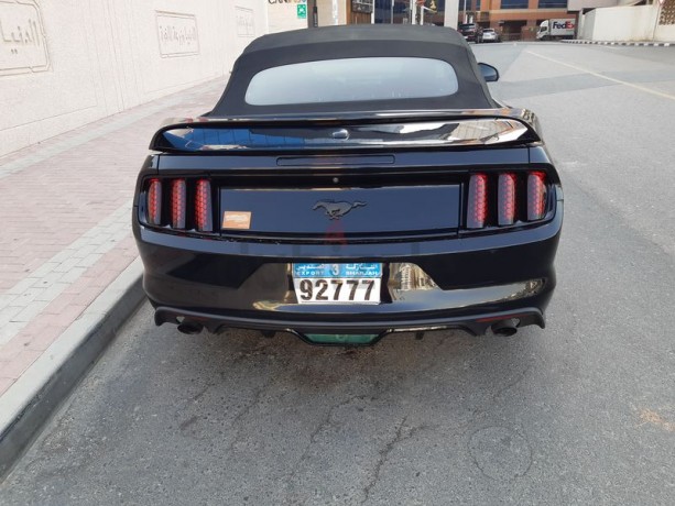 2016-mustang-convertible-eco-boost-premium-big-1