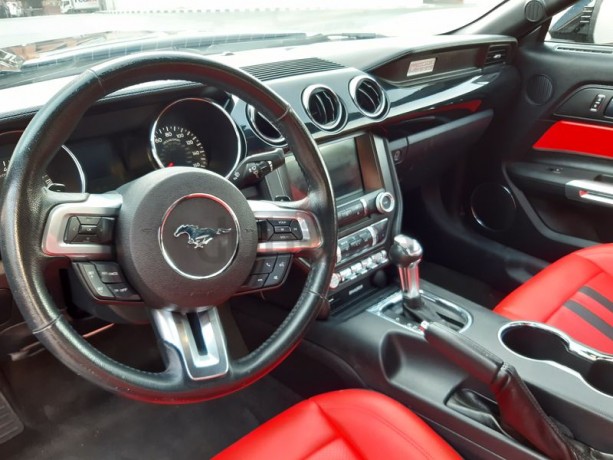 2016-mustang-convertible-eco-boost-premium-big-0