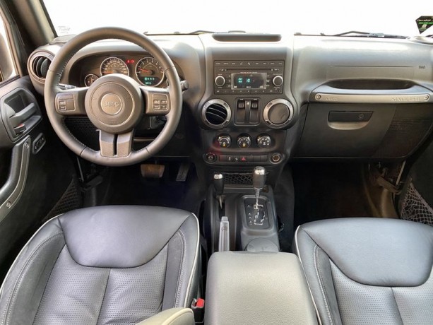 jeep-black-mountain-under-warranty-full-serveris-history-big-2