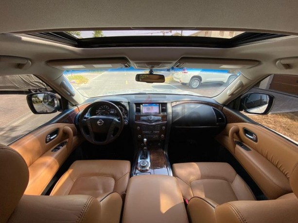 2015-nissan-patrol-gcc-platinum-fsh-big-3