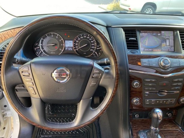 2015-nissan-patrol-gcc-platinum-fsh-big-2