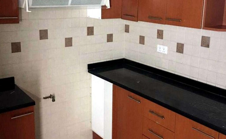 1-bhk-in-palm-1-tower-direct-from-the-owner-big-7