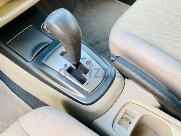 brand-new-condition-mitsubishi-lancer-glx-2011-white-gcc-specs-very-less-km-in-excellent-condition-big-5