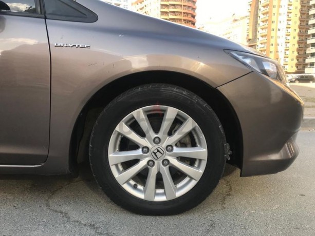 honda-civic-2012-gcc-specs-full-option-with-cruise-control-alloy-wheel-bluetooth-big-12
