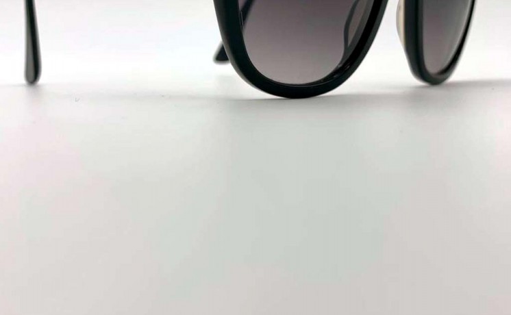 original-prada-sunglasses-big-0