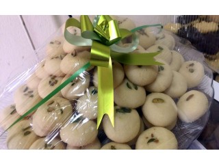 
                        كعك وبسكوتات وبتيفور العيد                                            