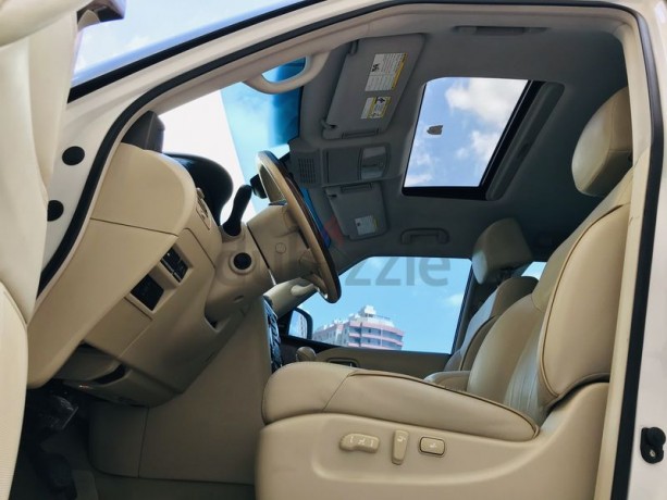 original-paint-infiniti-qx80-56-v8-4wd-model-2014-gcc-specs-top-range-360-camera-radar-sunroof-big-17