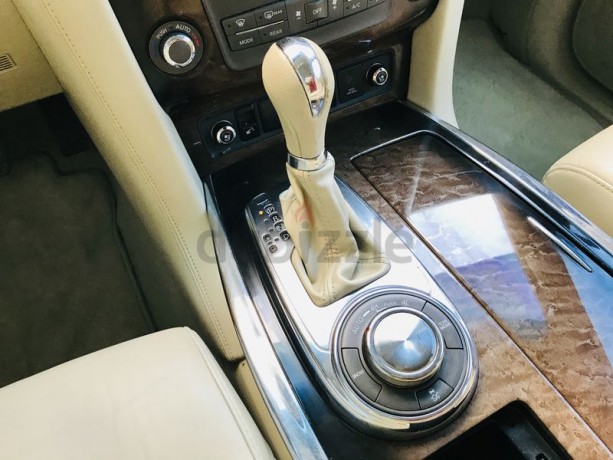 original-paint-infiniti-qx80-56-v8-4wd-model-2014-gcc-specs-top-range-360-camera-radar-sunroof-big-1