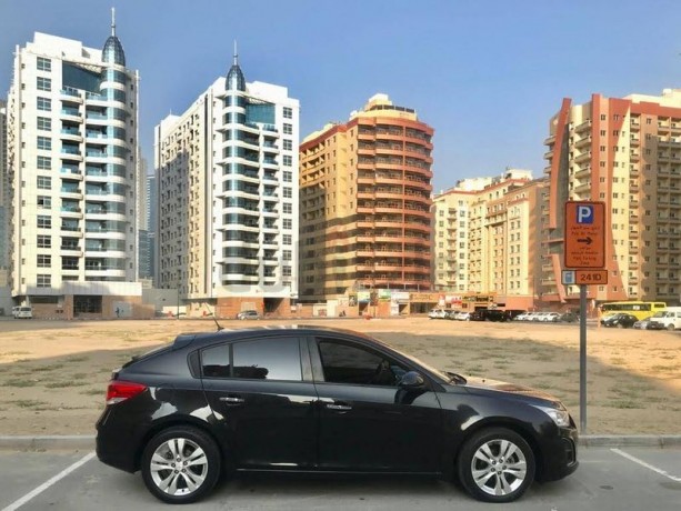 chevrolet-cruze-lt-hatchback-model-2013-gcc-specs-full-option-sunroof-cruise-control-leather-seats-big-9