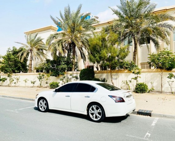nissan-maxima-35-2014-gcc-specs-less-km-full-option-sunroof-cruise-camera-big-2