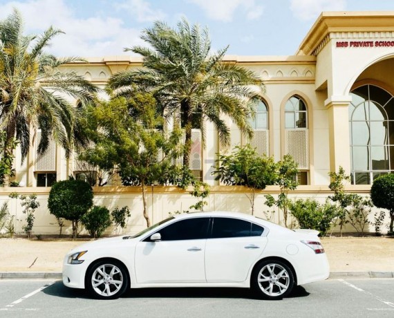 nissan-maxima-35-2014-gcc-specs-less-km-full-option-sunroof-cruise-camera-big-1