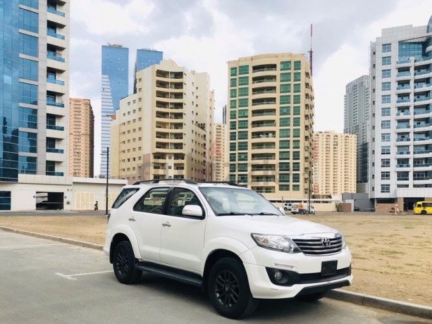 toyota-fortuner-trd-40-v6-model-2015-gcc-specs-bluetooth-cruise-control-7-seats-big-19
