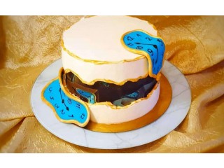 
                        Cakes and cupcakes                                            